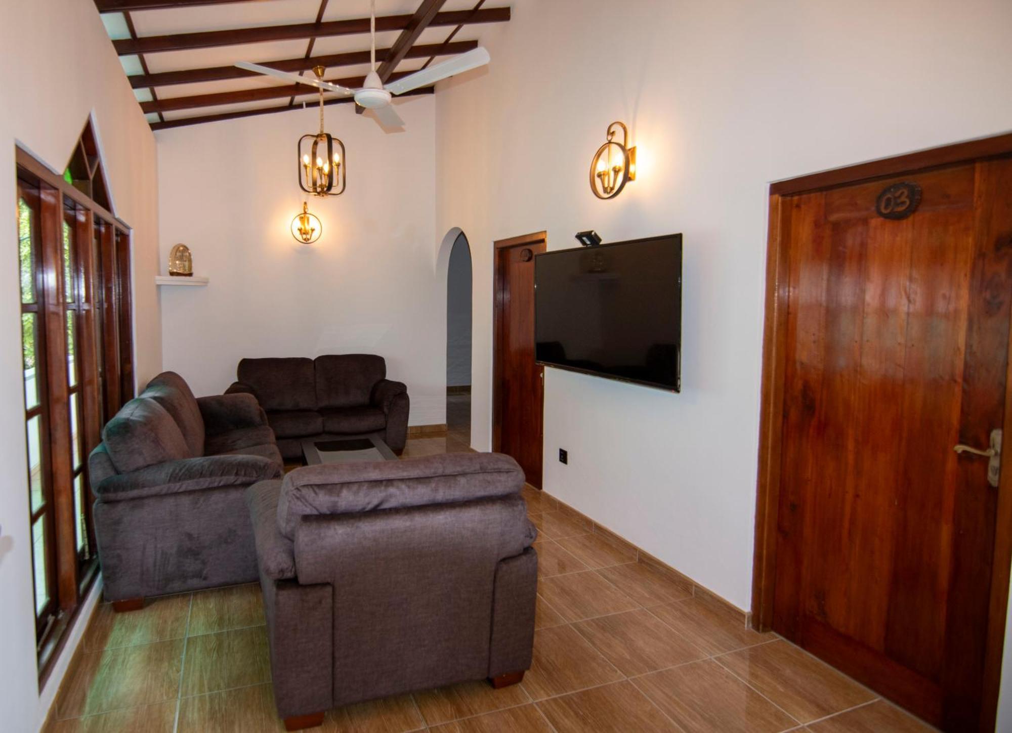 Green Villa Apartment ウナワトゥナ エクステリア 写真